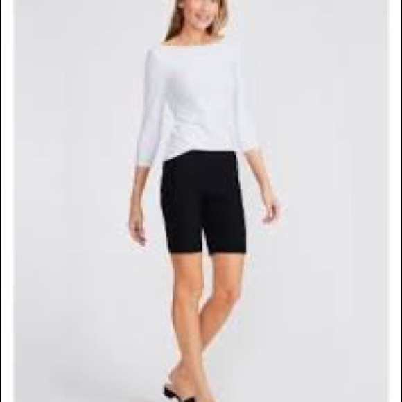 COPY - J McLaughlin Masie shorts women’s 14 navy. NWOT. - Picture 2 of 6